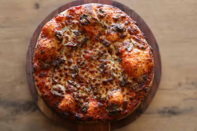 Napoli pizza at Certified Pizza